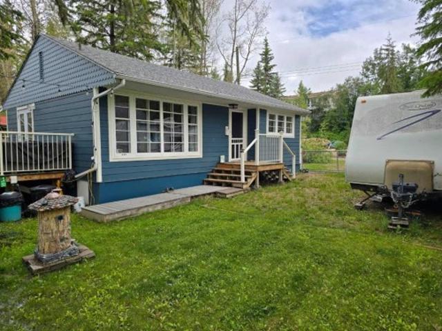 356 28 Township Road 411, Rural Lacombe County, AB, T4L 2N3 house for sale | Listing ID A2324 | Royal LePage