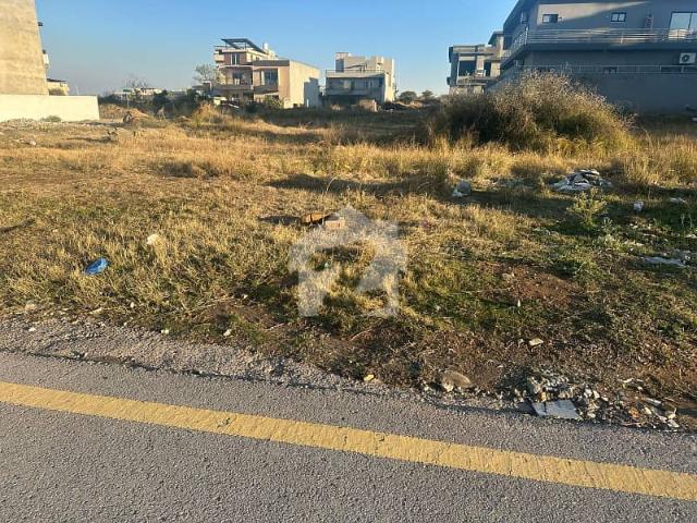 35*70 plot prime location near double road