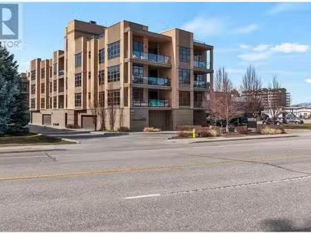 3589 Skaha Lake Road Unit# 304, Penticton, BC, V2A 7K2 Singl.