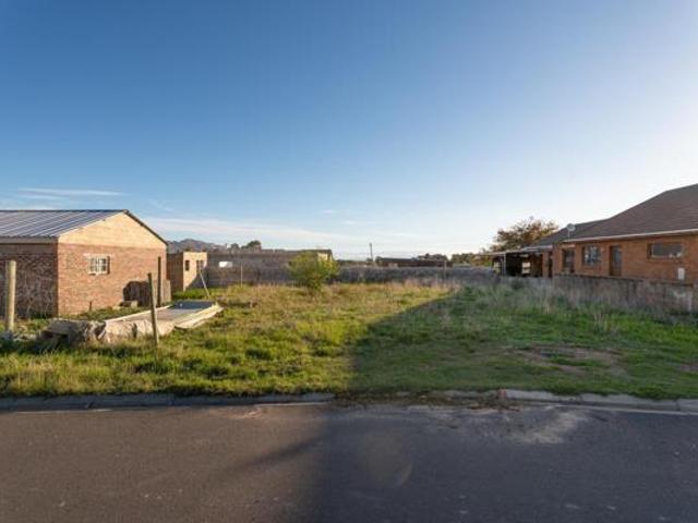 358 m² Land available in Sir Lowrys