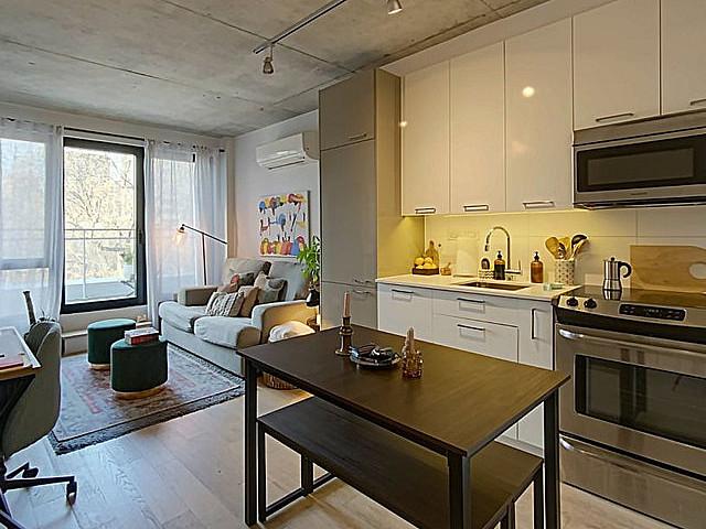 359 000$ Condo à Ville marie centre ville Et Vieux montréal