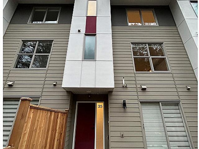35 12585 104a Avenue Surrey, British Columbia