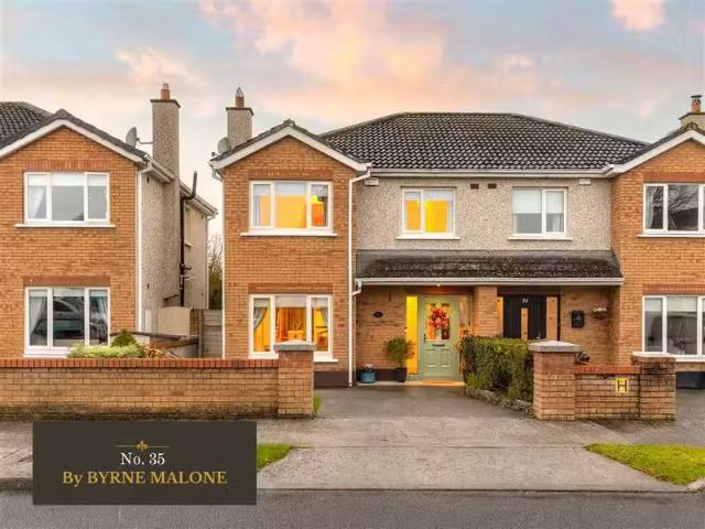35 The Drive, Earls Court, Kill, Kildare, W91 VX20