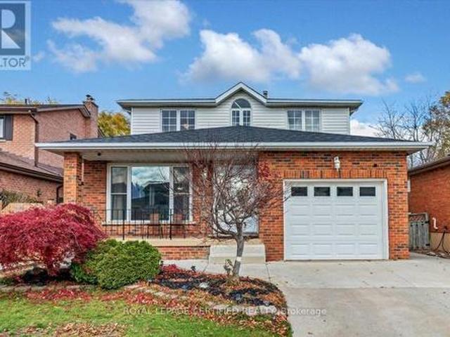 35 Trenholme Crescent, Hamilton, ON, L8W 2L4 house for sale | Listing ID X13214 | Royal LePage