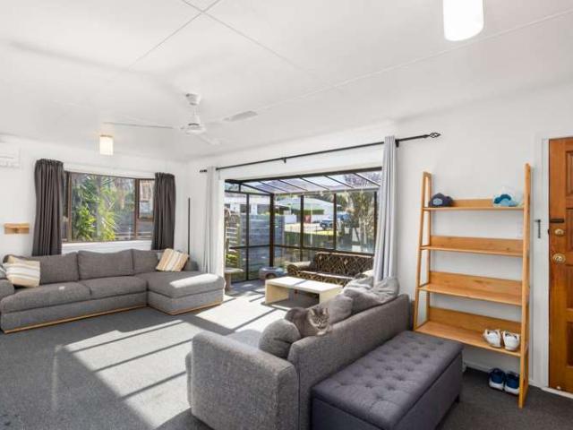 35 Wallace Street, Featherston, South Wairarapa