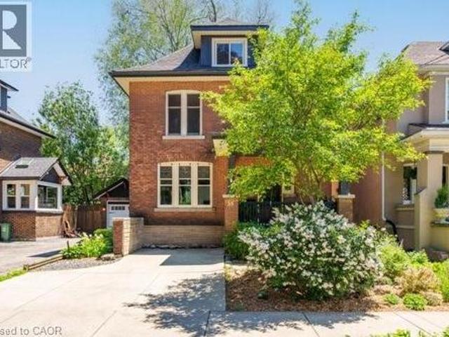 35 Burris Street, Hamilton, ON, L8M 2J1 house for sale | Listing ID 40834 | Royal LePage
