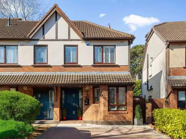 35 Castlebrook, Dundrum, Dundrum, Dublin 16, D16KD83 is for sale