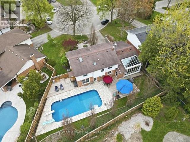 35 Cowan Place, London South R, ON, N6C 2X4 house for sale | Listing ID X13722 | Royal LePage