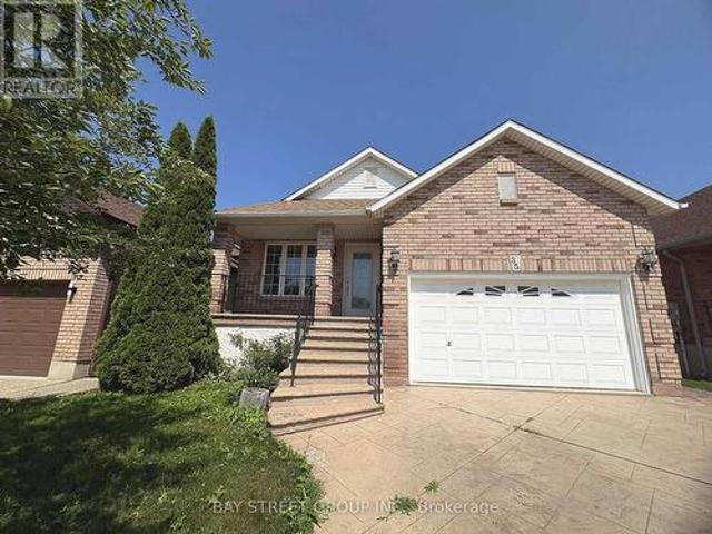 35 Diamond Court, Hamilton, ON, L9C 7V5 house for lease | Listing ID X13605 | Royal LePage