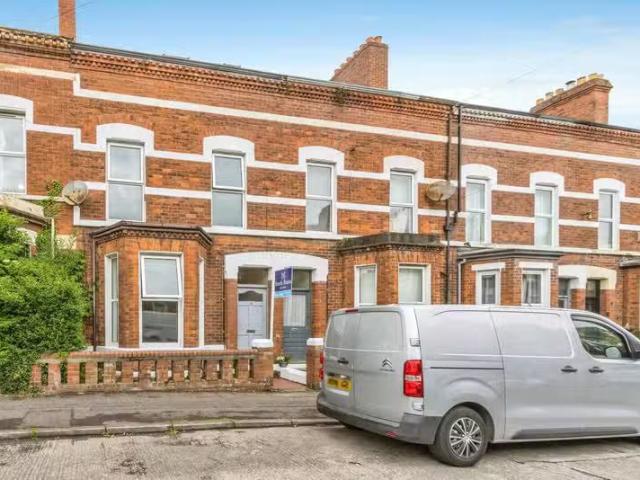 35 Haypark Avenue