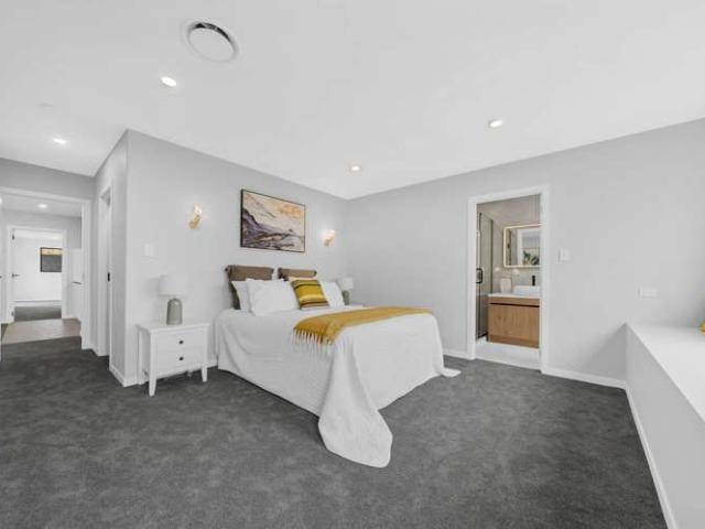 35 Hing Street, Flat Bush, Manukau City