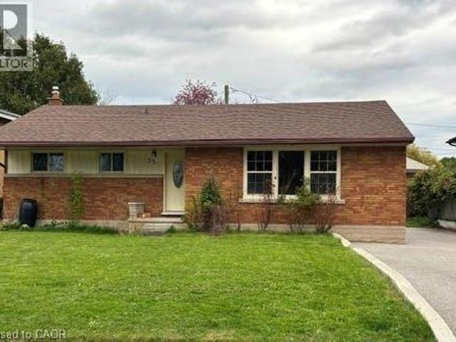 35 Highman Avenue, Cambridge, ON, N1R 3L8 house for sale | Listing ID 40830 | Royal LePage