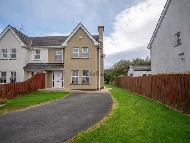 35 Killylastin Heights, Letterkenny, Co. Donegal is for rent