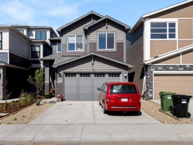 35 Lucas Passage Nw, Calgary, AB, T3P 2E3 house for sale | Listing ID A2325 | Royal LePage