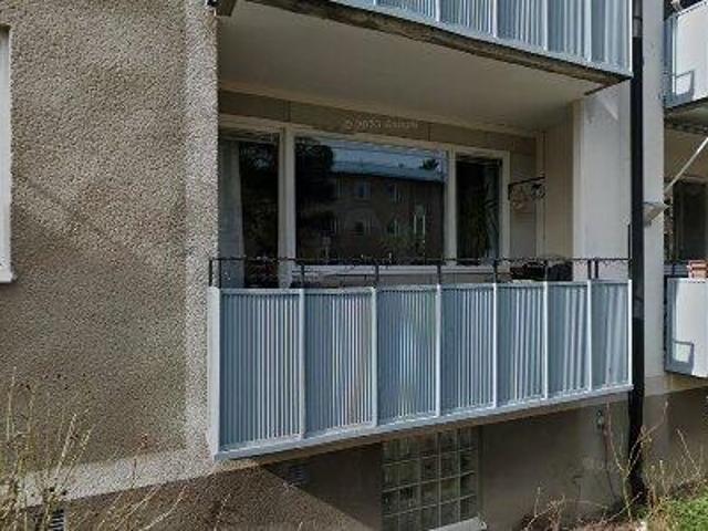 35 m2 office space for sale in Täby