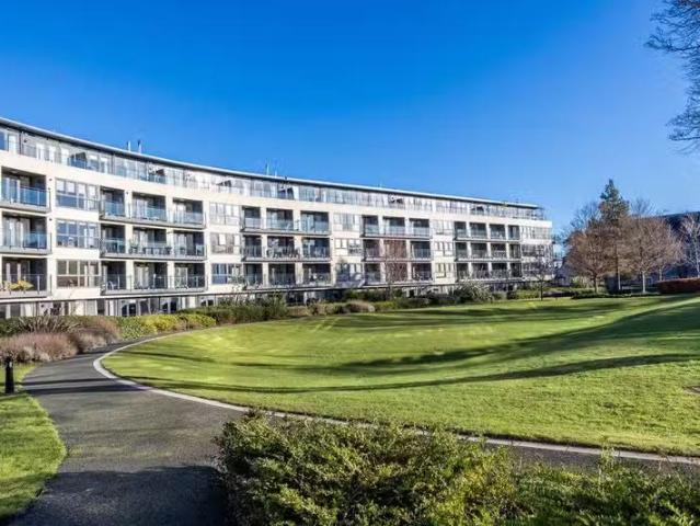35 Milltown Hall, Milltown Avenue, Mount St Annes, Milltown, D.