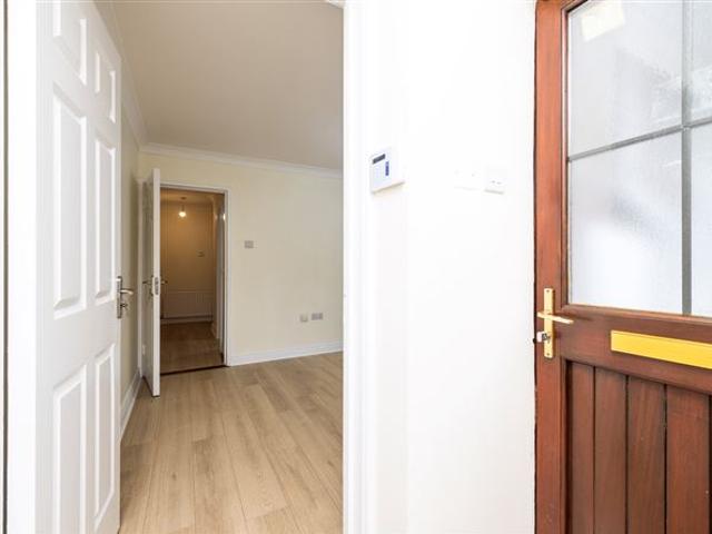 35 Monastery Heath Court, Clondalkin, Dublin 22 Property Partners O'Brien Swaine 4935 MyHome. Ie Residential