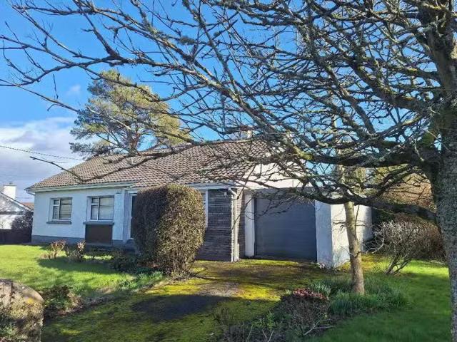 35 Retreat Heights, Athlone, Co. Westmeath, N37DC61 is for sale