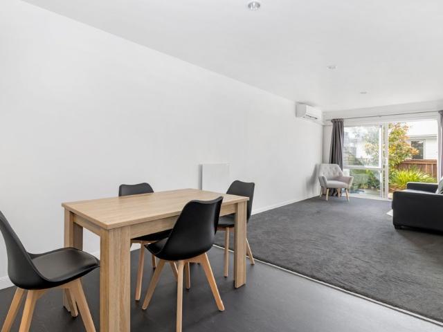 3/5 Rm D Edgecumbe Street