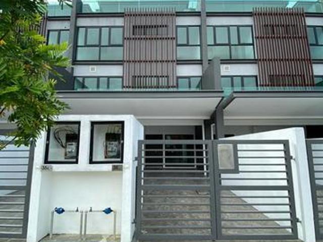 35 Storey Villa Domus Townhouse Batu Caves BELOW MARKETFREEHOLD