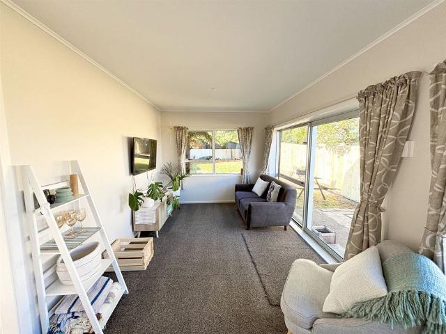 35b Rodney Street, New Brighton, NZ 8083