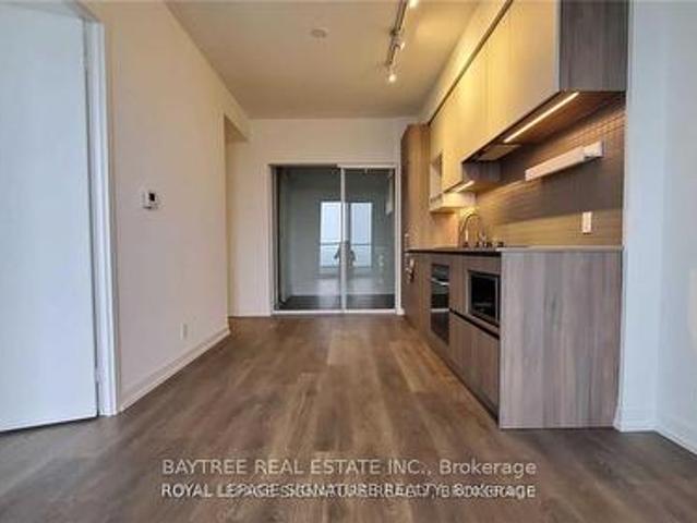 3607 Portage Parkway, Vaughan, ON, L4K 0J7 lease for lease | Listing ID N13445 | Royal LePage