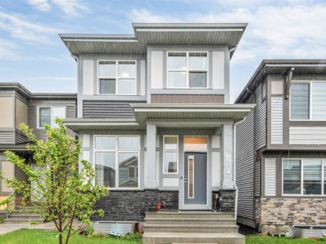 3607 6 Avenue, Edmonton, AB, T6X 1A5 house for sale | Listing ID E4491 | Royal LePage