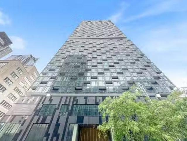 3608 1210 Rue Jeanne Mance, Montréal Ville Marie, QC, H5B 1E.