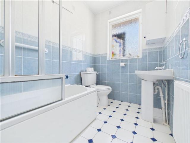 360,000 | Shaefri, Ballycoolan, Stradbally, Co. Laois DNG Kelly 5017 MyHome. Ie Residential