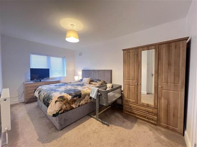 360,000 | 16 Bregawn, Cashel, County Tipperary P F Quirke & Co Ltd 4981 MyHome. Ie Residential
