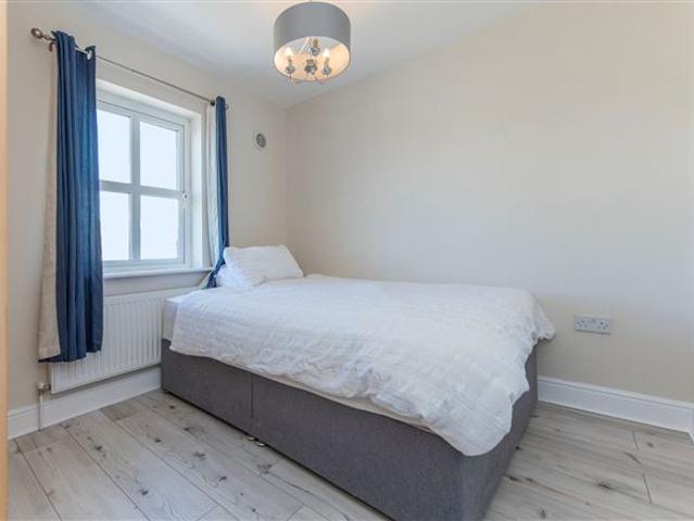 360,000 | 13A Rivergrove, Oranmore, Co. Galway Sherry FitzGerald Galway 4999 MyHome. Ie Residential