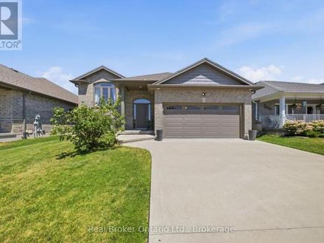 360 Dover Avenue, Norfolk Port Dover, ON, N0A 1N9 house for sale | Listing ID X13639 | Royal LePage