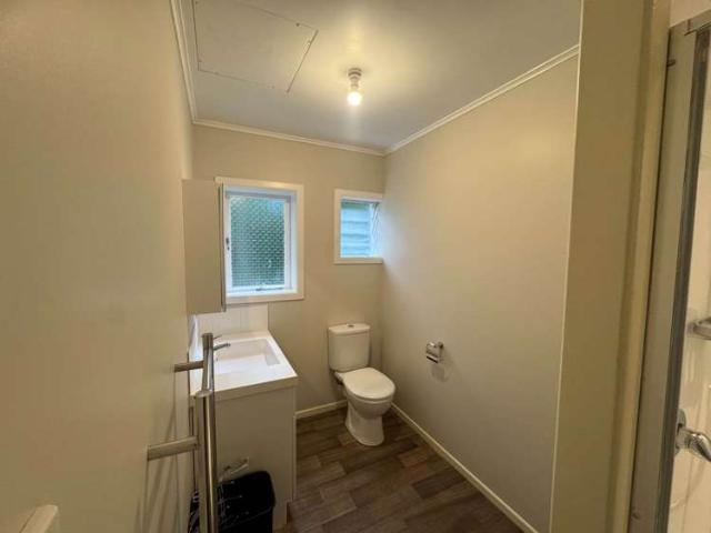 3/60 Edmonton Road, Henderson, Waitakere City