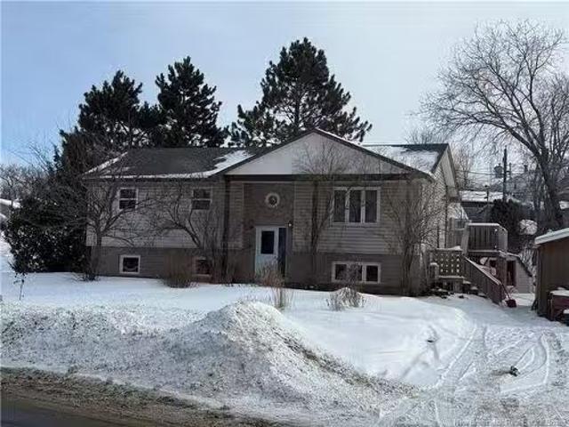 360 Evangeline, Bathurst, NB, E2A 2R1 house for sale Listin.