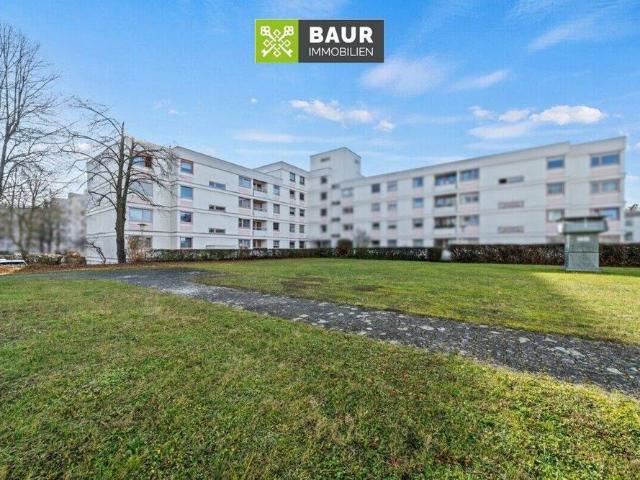 360° I Großzügige 4 Zimmer Wohnung mit zwei Balkonen und Garagenbox in Ulm Wiblingen!