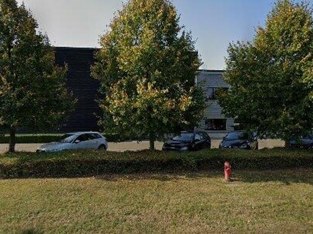 360 m2 office space for rent in Olen