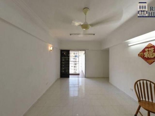 360 VR Desa Baiduri Farlim 3 Rooms High Floor With Lift Renovated