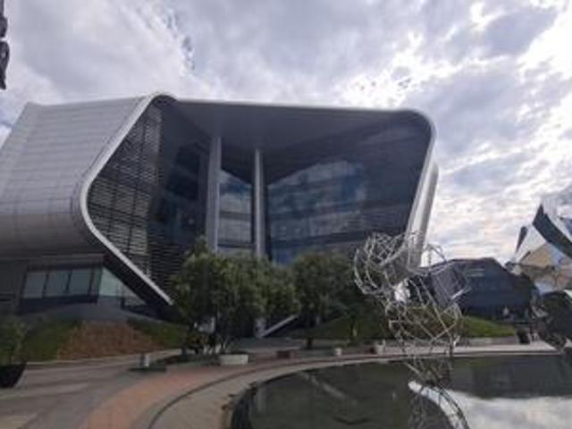 360sqm p grade office to let in wate.