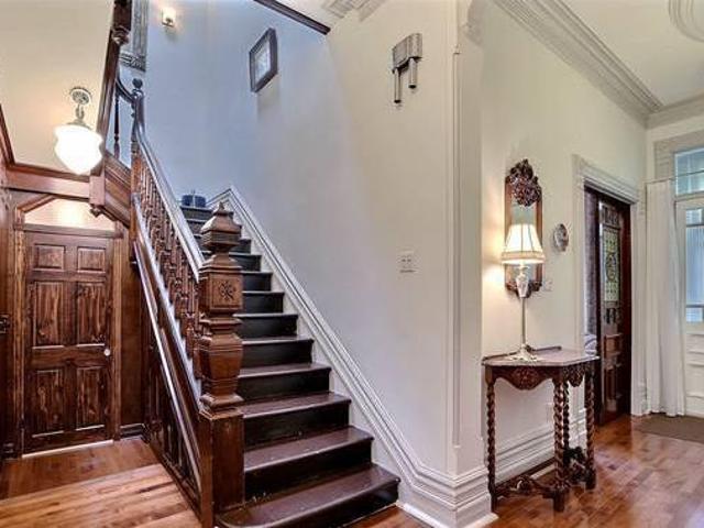 3621 Rue SainteFamille Montréal QC H2X 2L5 6 Bedroom Apartment for Rent for 6270 month