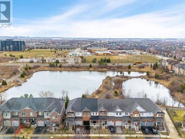 363 Hobbs Crescent, Milton, ON, L9T 0J2 house for sale | Listing ID W12033 | Royal LePage