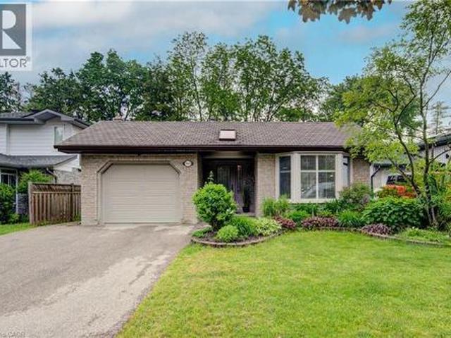 363 Morrison Road, Kitchener, ON, N2A 2Z5 house for sale | Listing ID 40838 | Royal LePage