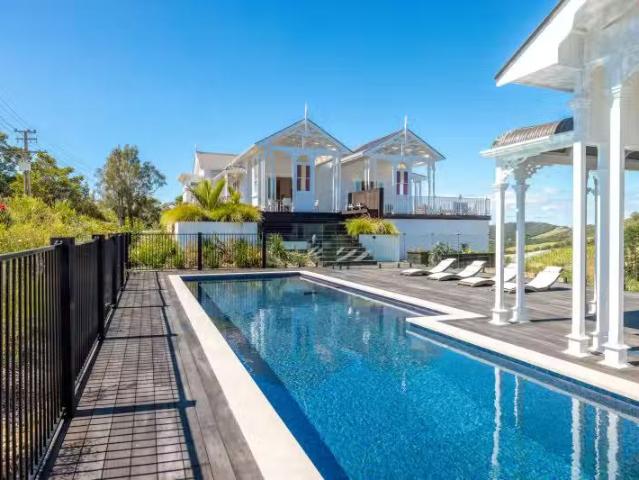 363 Sea View Road, Onetangi, Waiheke Island