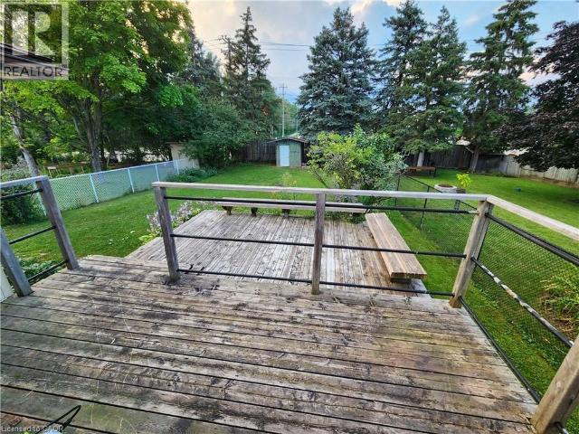 364 LAKEVIEW Drive, Waterloo, Ontario, N2L4Z6