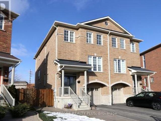 3656 Twinmaple Drive, Mississauga, ON, L4Y 3R1 house for lease | Listing ID W13686 | Royal LePage