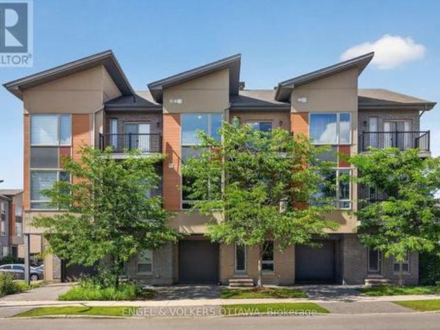 3652 Downpatrick Road, Ottawa, ON, K1V 8Y9 house for sale | Listing ID X13710 | Royal LePage