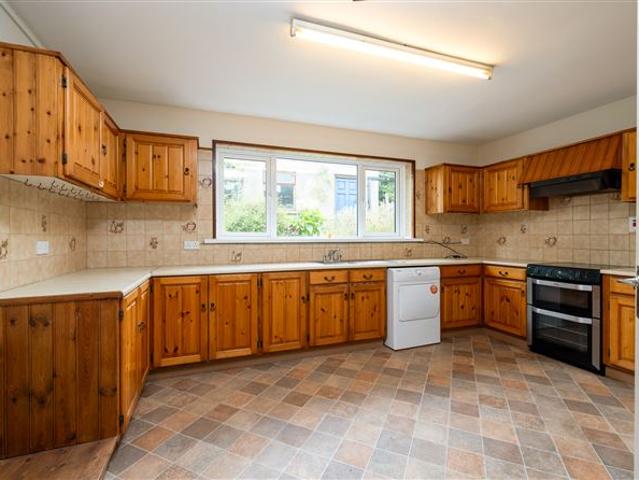 365,000 | No. 10 St John's Avenue, St John's Road, Wexford Town, Wexford Keane Auctioneers 5004 MyHome. Ie Residential