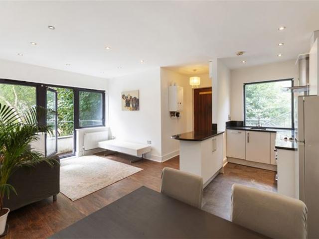 365,000 | Apartment 15, Brennanstown Court, Brennanstown Avenue, Cabinteely, Co. Dublin George & Maguire Properties 5010 MyHome. Ie Residential
