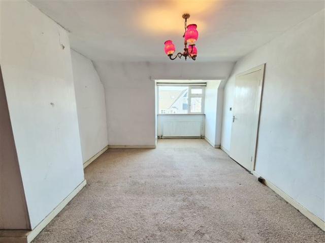 365,000 | 39 Clareville Estate, Pouladuff Road, The Lough, Cork ERA Downey McCarthy 4983 MyHome. Ie Residential