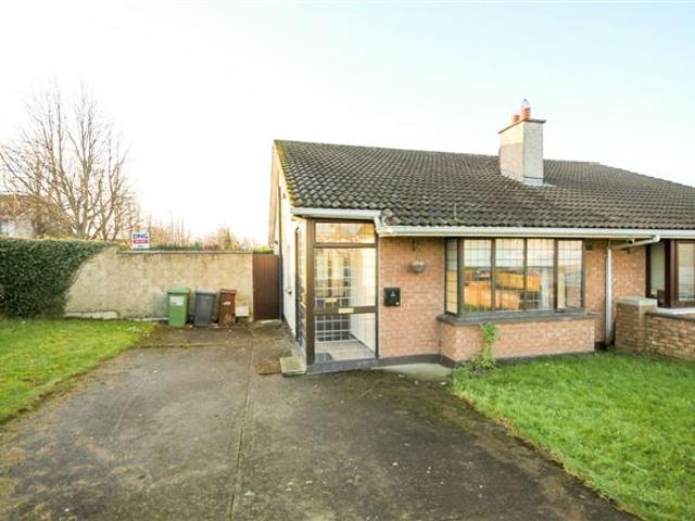 365,000 | 38 Colthurst Crescent, Lucan, Co. Dublin DNG Lucan 4971 MyHome. Ie Residential