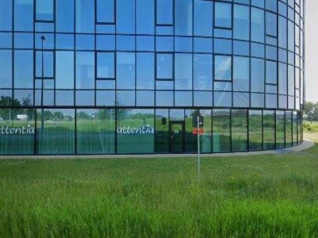 365 m2 office space for rent in Stad Gent